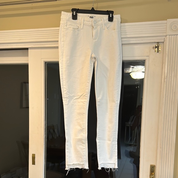 PAIGE White Skyline Ankle Peg Jeans With Distressed Hem Sz 26 - Picture 2 of 8